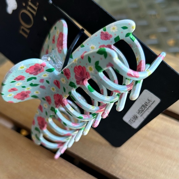 Noir Hair Claw Clip Womens Hair accessories New Floral - Picture 3 of 6